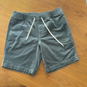 Vuori coduroy shorts. Men’s medium. 8 1/2 inch inseam.